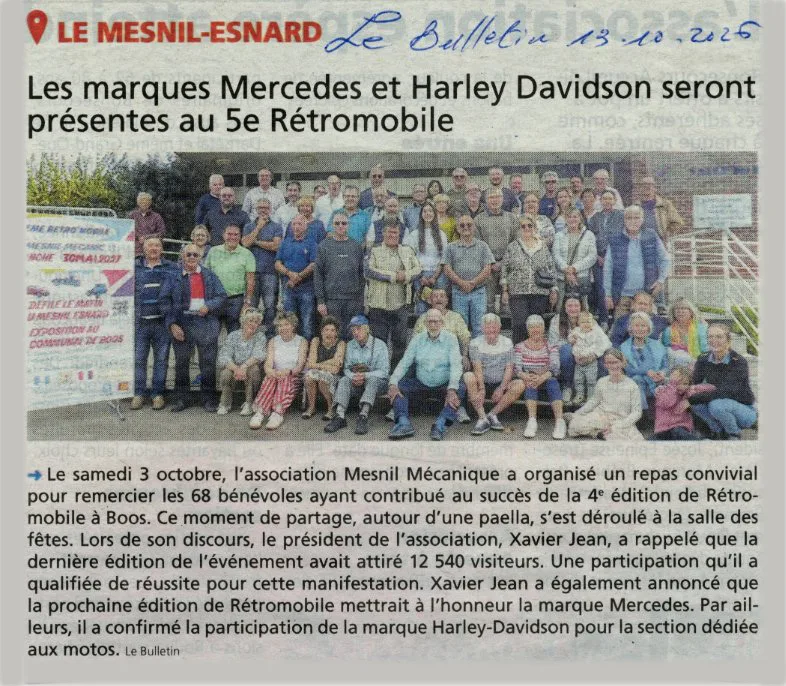 Photo des bénévoles de Mesnil'Mécanic réunis lors du repas du 3 octobre 2026, avec l'annonce de Mercedes et Harley-Davidson à Rétro'Mobile 2027.
